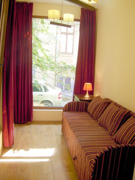 Apartment On Pushkinskaya 16 Odessa Chambre photo