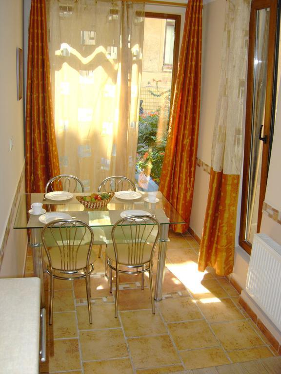 Apartment On Pushkinskaya 16 Odessa Chambre photo
